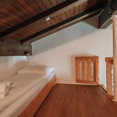 Maighels 8-9 By Interhome
