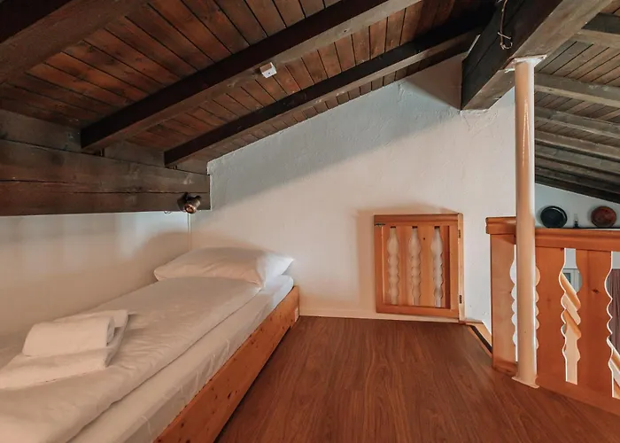 Homes - Maighels 8-9