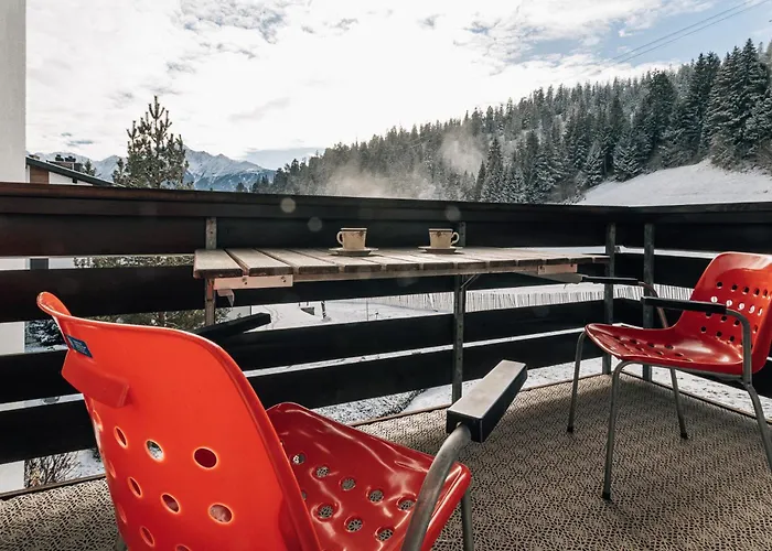 Homes - Maighels 8-9 Laax